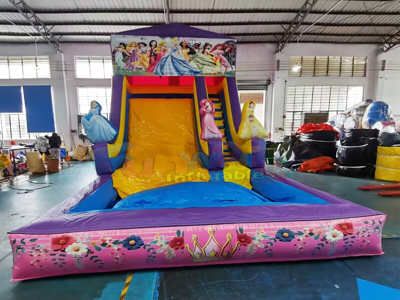 Casa de salto comercial para festa no quintal, escorregador de água inflável para crianças com pisci