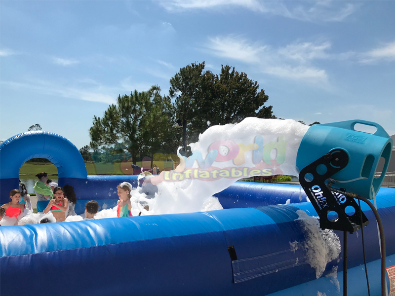 Saltadores de fiesta de carnaval al aire libre, piscina inflable de espuma para fiesta con máquina d