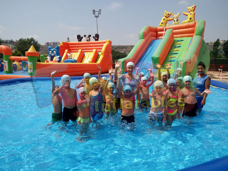 2018 çin üretici dev şişme yüzer ada şişme su parkı oyunları aqua parkı