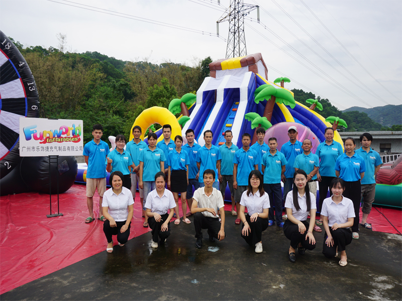 Guangzhou funworld inflatables begrenzte Teamfamilie