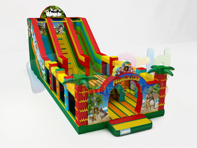 Aufblasbare Dia der heißen aufblasbaren springenden Schlosssafariparkschlaghausgiraffe