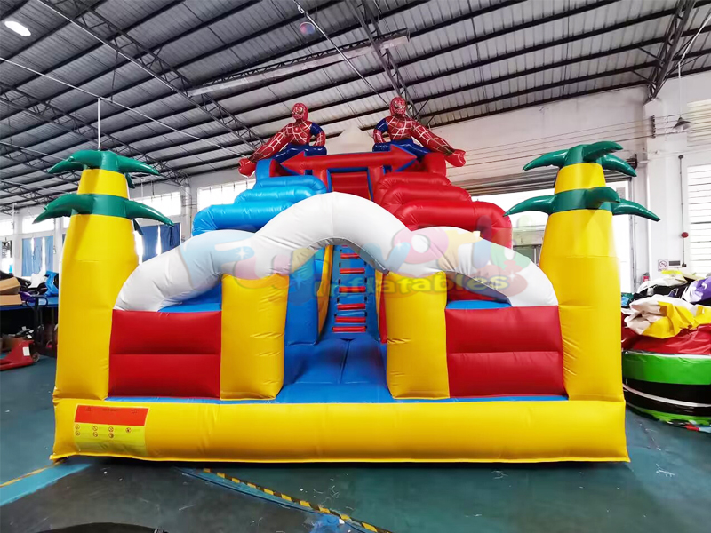 Dubbelzijdige commerciële opblaasbare spiderman-glijbaan voor kinderen voor buitenfeesten