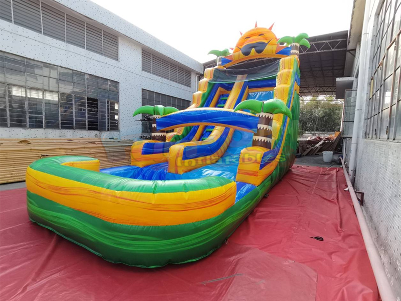 Commerciële achtertuin kinderfeest truien springkasteel opblaasbare zonneparadijs waterglijbaan