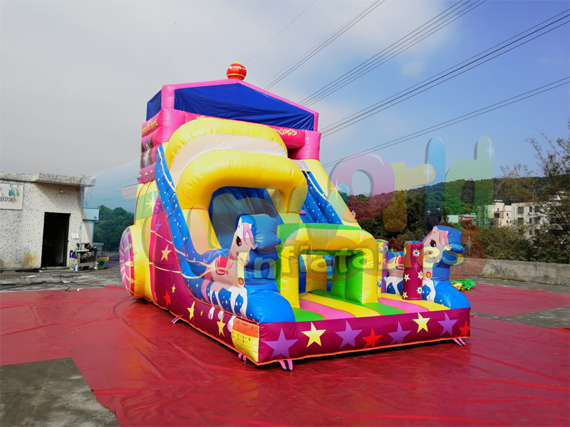 Scivolo gonfiabile commerciale dei buttafuori gonfiabili dell'unicorno dei bambini della Cina