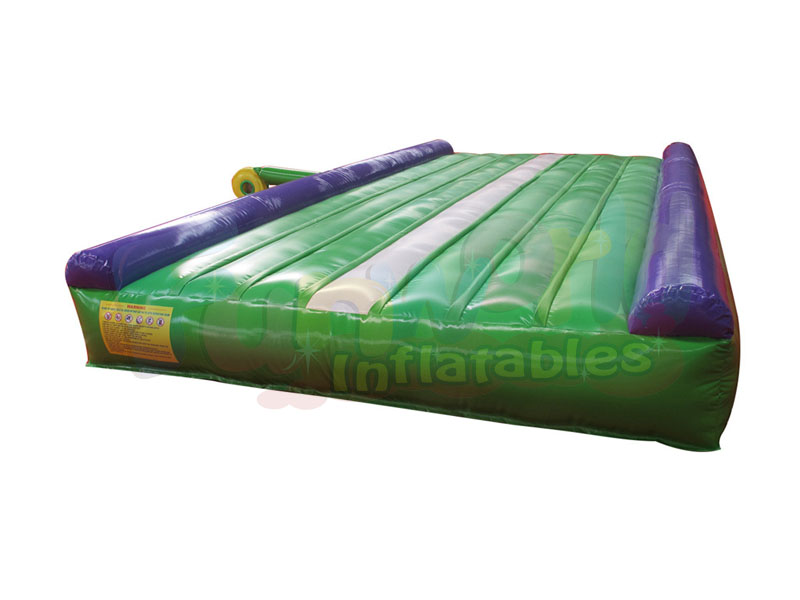 Equipo de gimnasia inflable con pista de caída