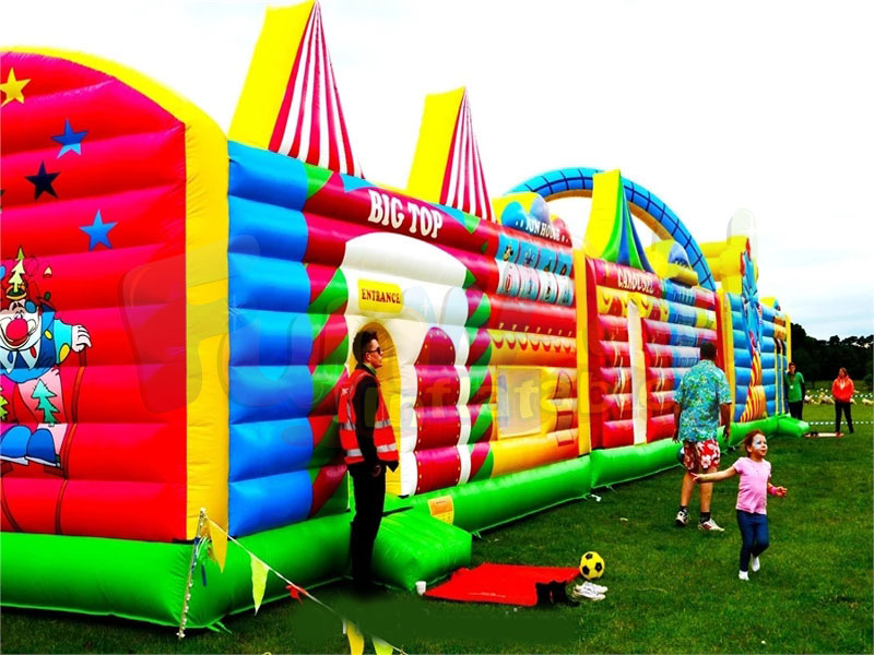 Outdoor football adult inflatable obstacle course outdoor obstacle course equipment